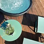 Stecado Glamping Οργανωμένο κάμπινγκ Dolceacqua